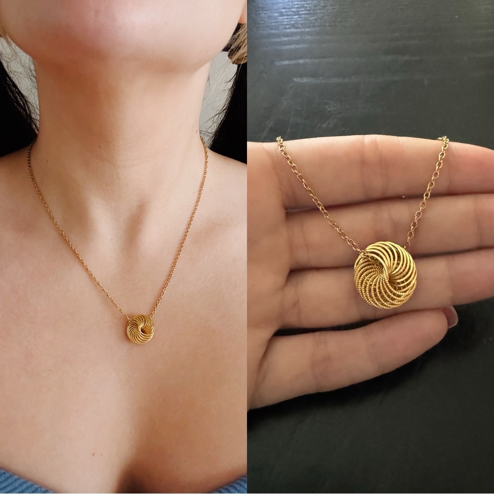 Vintage Spiral Gold tone Charm Necklace